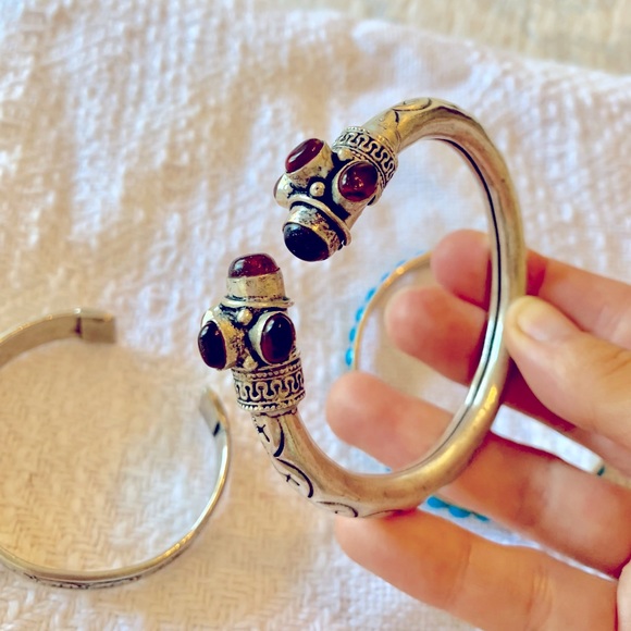 Bracelets - Picture 3 of 3